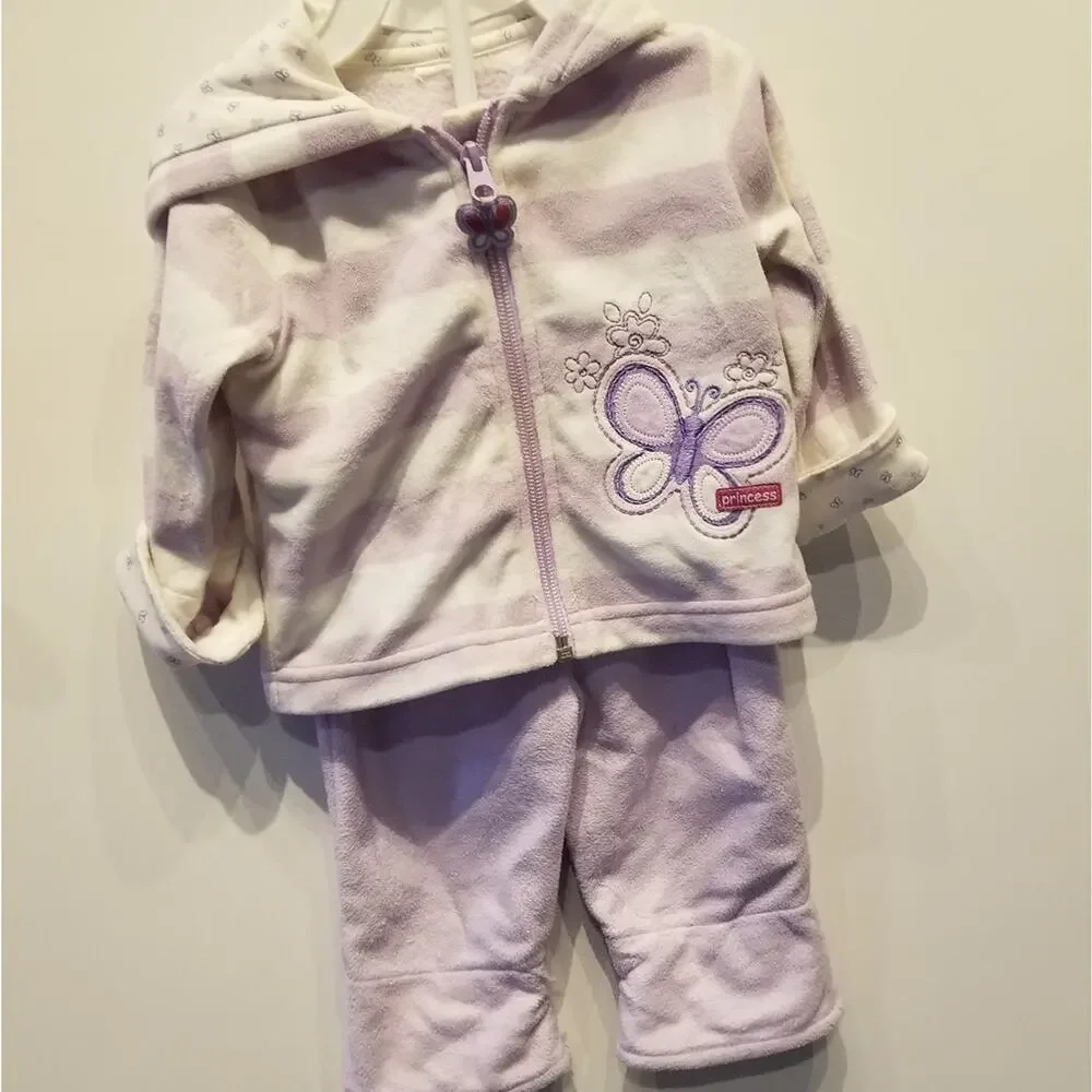Carters 2 Pc Sweatsuit and‎ Halloween Costume 3 Mo.